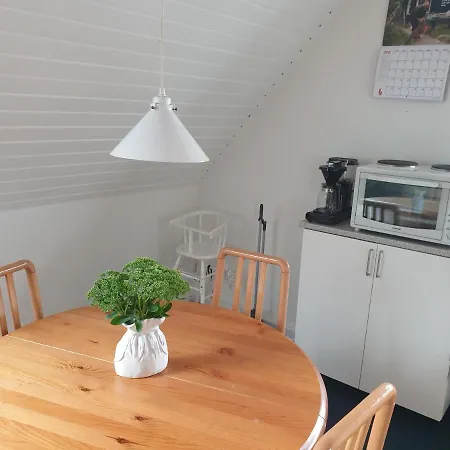 Vest For Apartament *
